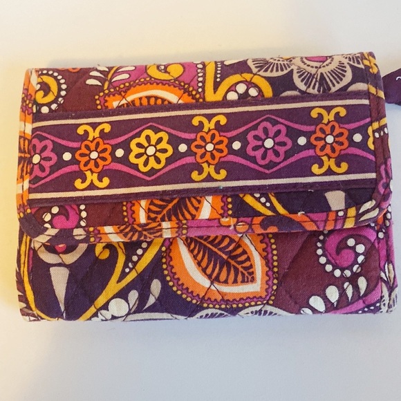 Vera Bradley Quilted Paisley Tri-Fold Wallet - Picture 2 of 8